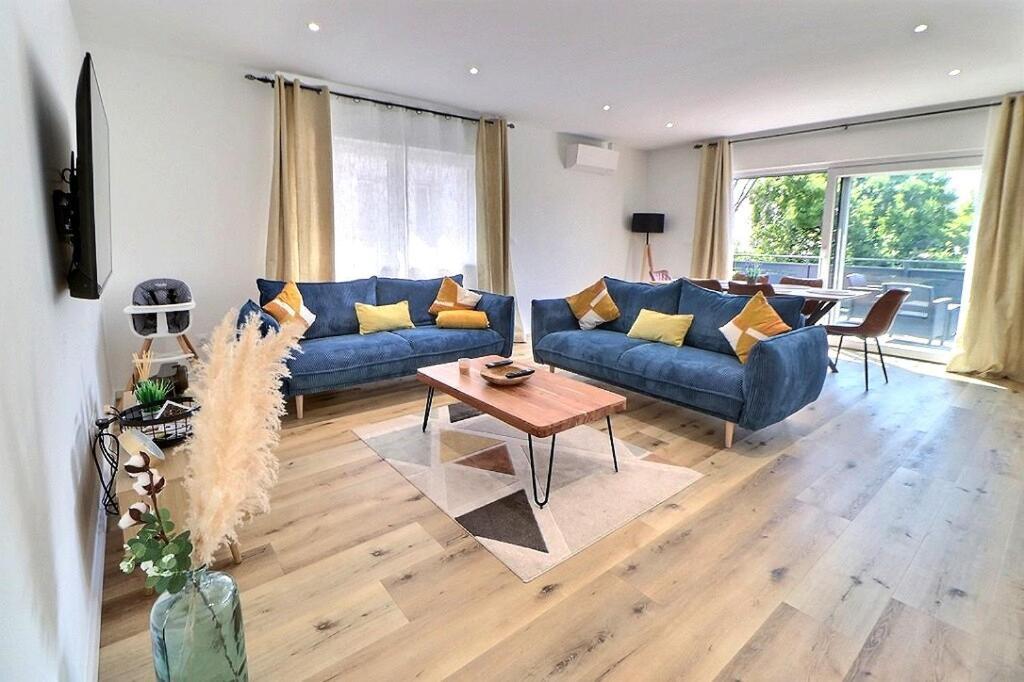 Appartement Alsace Neuf Garage, Parking Et Terrasse Colmar Exterior photo